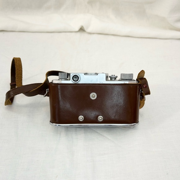 Ricoh 35 35mm Film Rangefinder Camera with Ricomat 4.5cm f/3.5 Lens - Picture 7 of 12